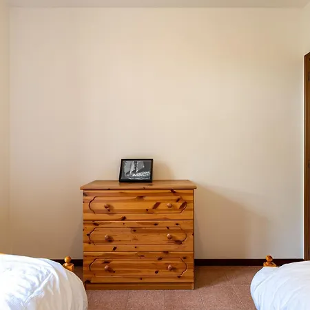 Mezzo By Interhome 公寓